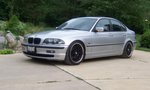 BMW 325i #9