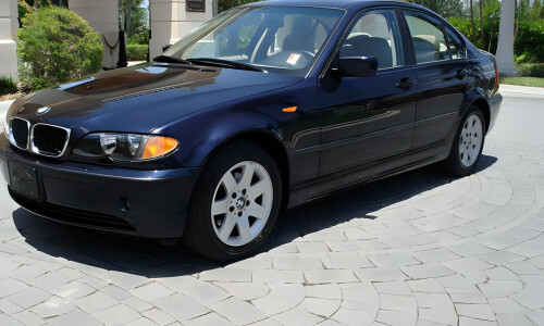 BMW 325i #13