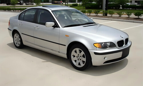 BMW 325xi #2