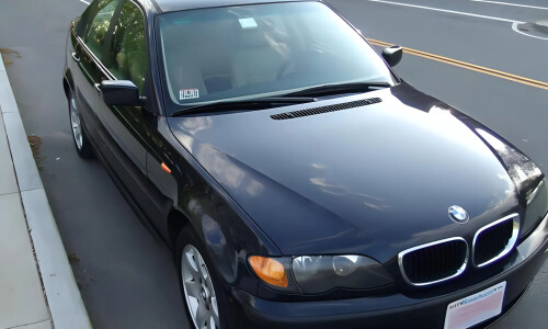 BMW 325xi #7
