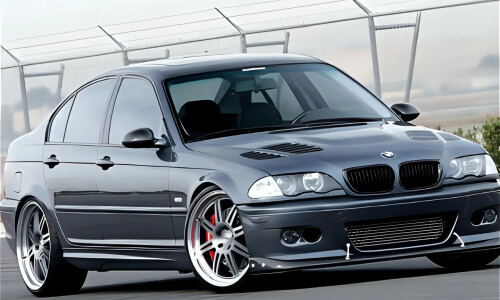 BMW 325xi #16