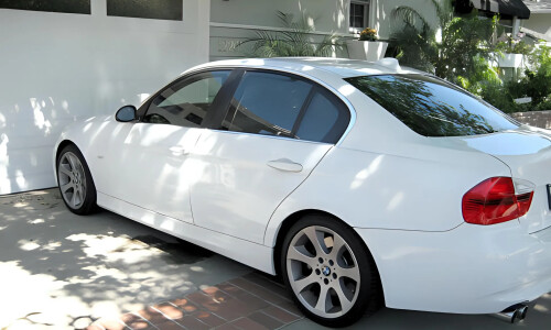 BMW 330i #4