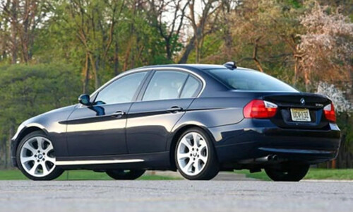 BMW 330i #8