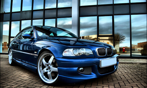 BMW 330i #12