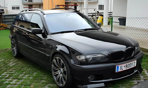 BMW 330xi Touring #4
