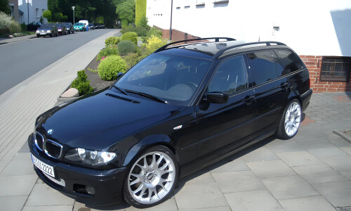 BMW 330xi Touring #6