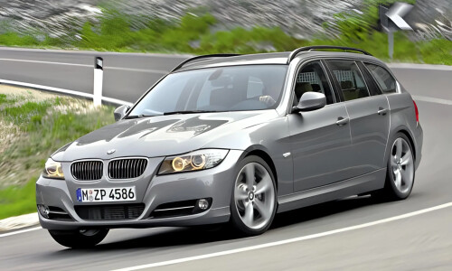 BMW 330xi Touring #8