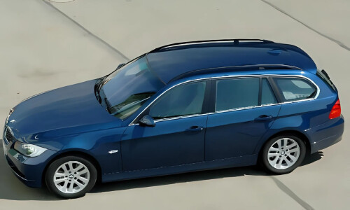 BMW 330xi Touring #10