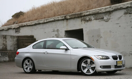 BMW 335 #10