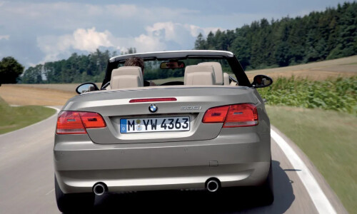 BMW 335i Cabrio #13