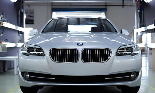 BMW 523i #7