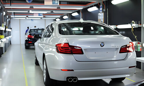 BMW 523i #9