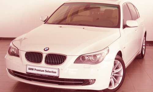 BMW 523i #13