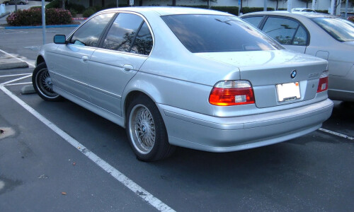 BMW 525i #11