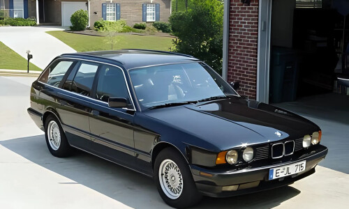 BMW 525i Touring #12