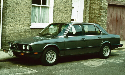 BMW 528 #7