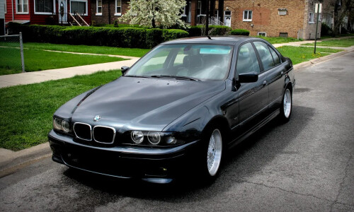 BMW 528 #8