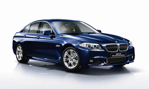 BMW 528 #10