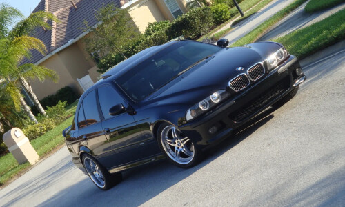 BMW 540i #12