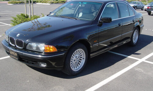 BMW 540i #13