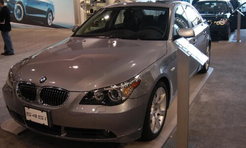BMW 545 #8