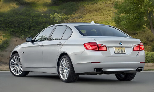 BMW 550i #6