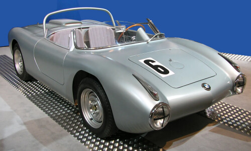 BMW 700 #2