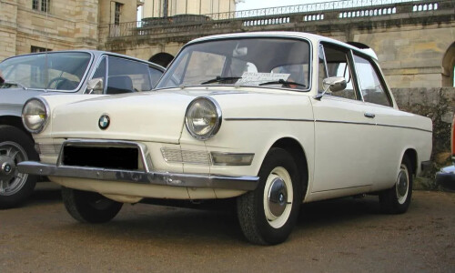 BMW 700 #11