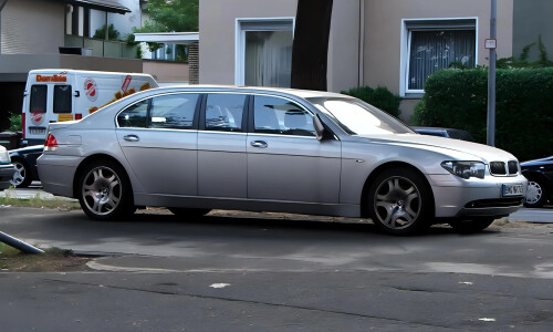 BMW 730 #2