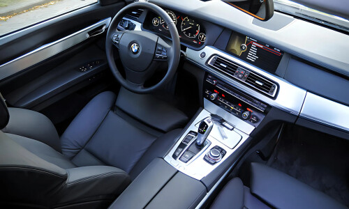 BMW 730Ld #6