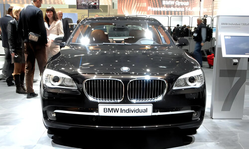 BMW 730Ld #10