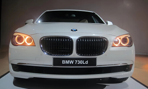 BMW 730Ld #11