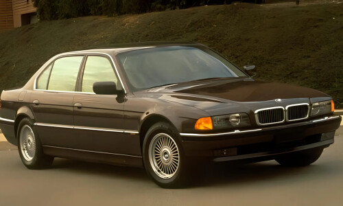 BMW 735 #10