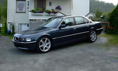 BMW 740 #4