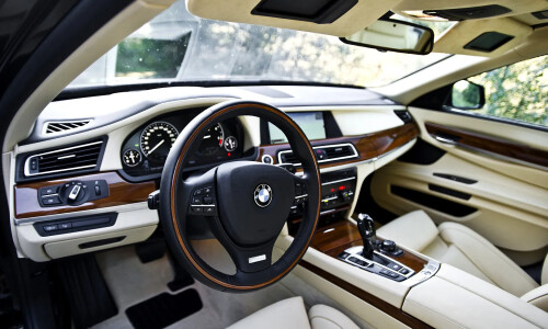 BMW 740d #5