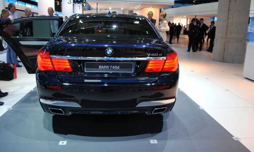 BMW 740d #6