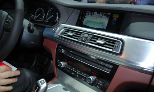 BMW 740d #10