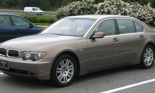BMW 745 #4