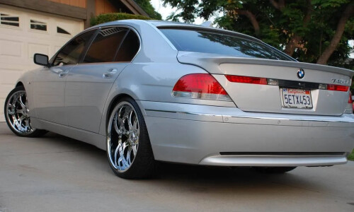 BMW 745 #8
