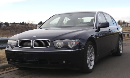 BMW 745 #10