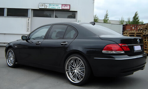 BMW 745d #1