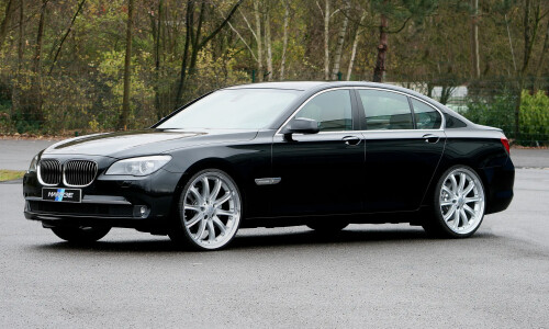 BMW 750 #8