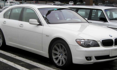 BMW 750i #2