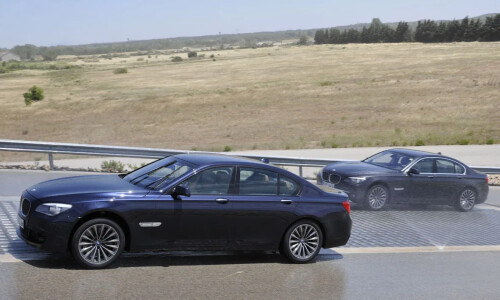 BMW 750i xDrive #3