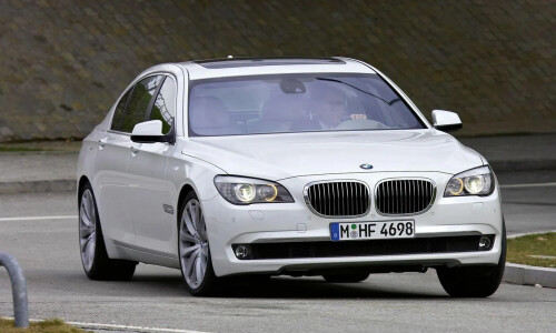 BMW 760i #1