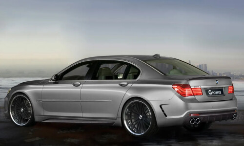 BMW 760i #9