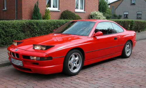 BMW 850CSI #6