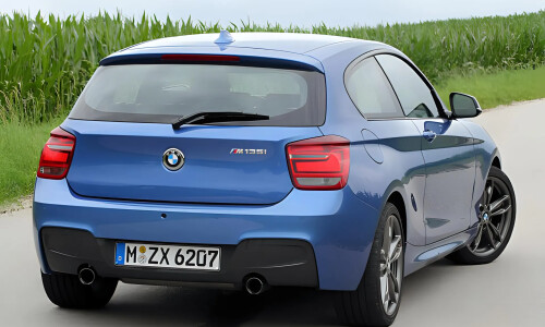 BMW M 135i #11