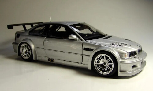 BMW M3 GTR #7