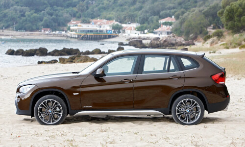 BMW X1 xDrive28i #3